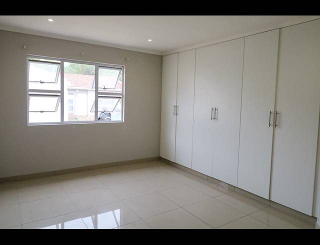 3 BEDROOM TOWNHOUSE FOR SALE IN CAMBRIDGE